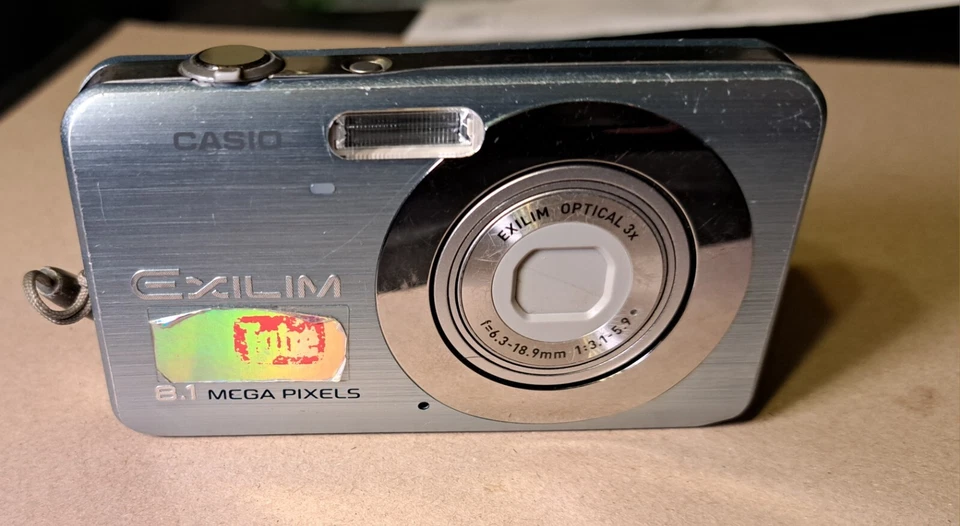 Casio Exilim EX-Z80A 8.1MP Compact Digital Camera Blue With Battery not tested - Image 3 of 4