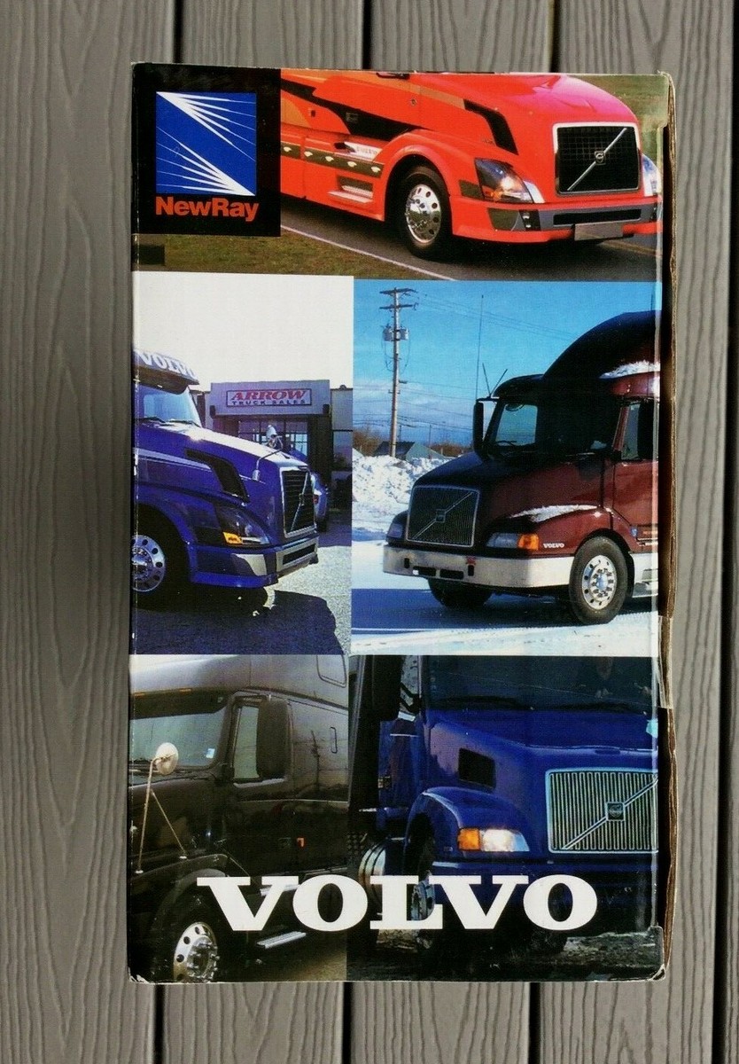 7up VOLVO (1:32)トレーラー NEWRAY 1/32 WHITE VOLVO TRANSPORT TRUCK & FLATBED TRAILER W