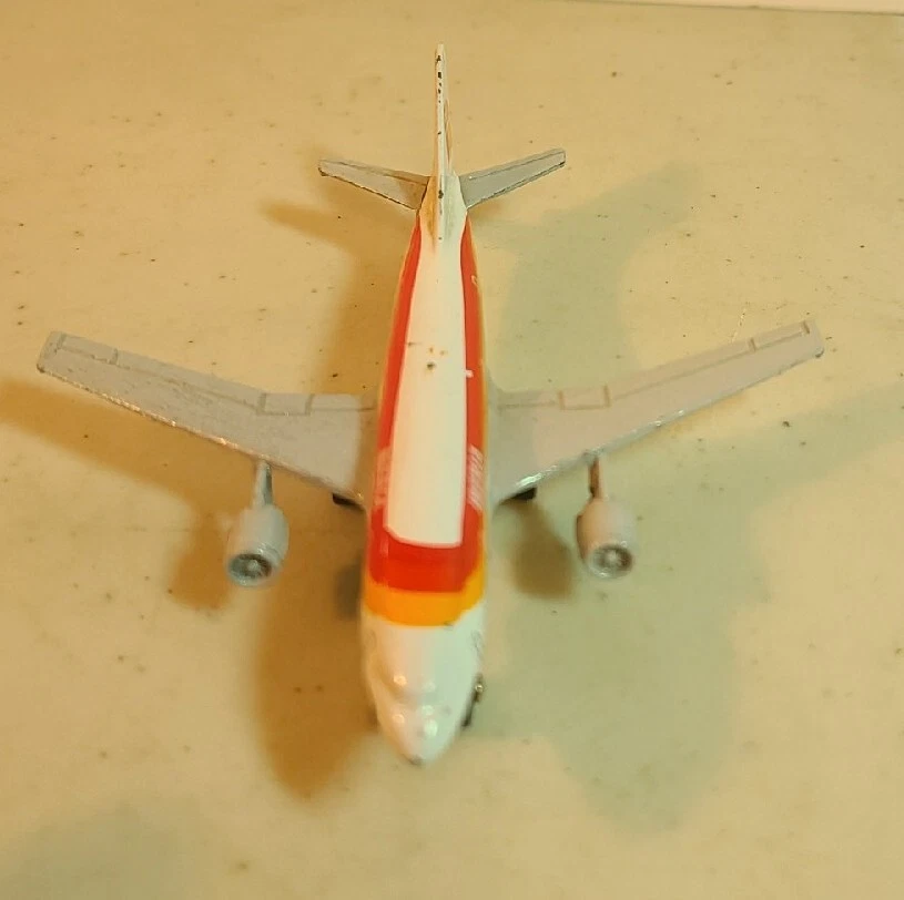 Caja de cerillas Sky Busters A300 B. Airbus IBERIA blanco fundido a presión Foto 3 de 4