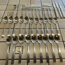 WASHINGTON FORGE MONMOUTH SATIN STAINLESS FLATWARE 37 PIECE SET