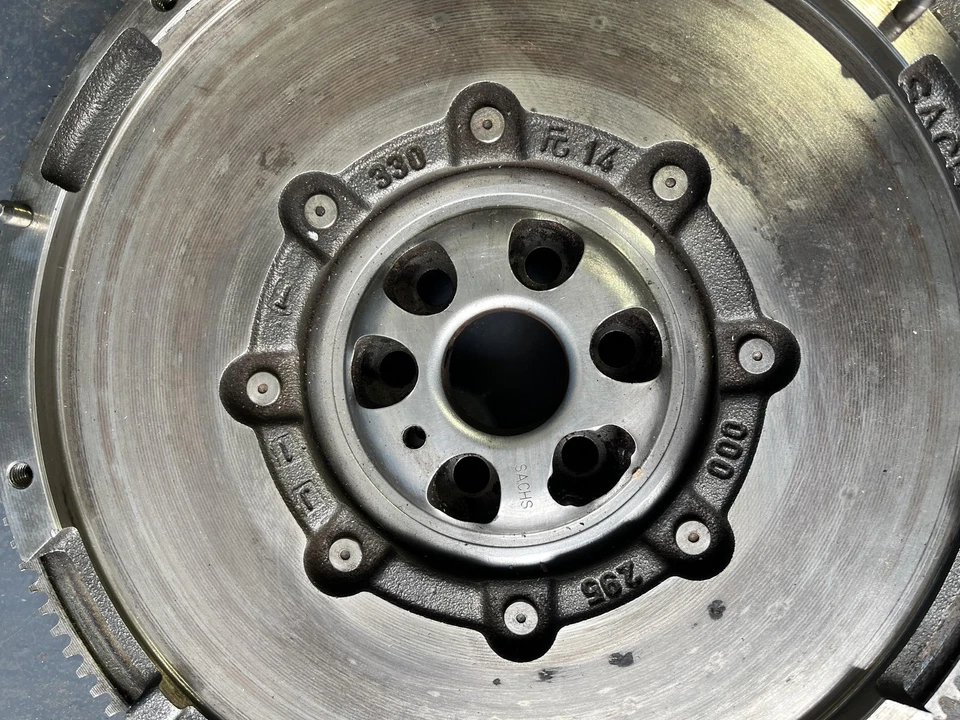 KIT FRIZIONE E VOLANO PER VOLKSWAGEN Touran 1° Serie 1878003316 Diesel 2000 (0 - Immagine 4 di 4