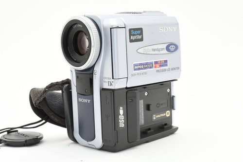 Sony Handycam DCR-PC9 Mini DV Camcorder Nightshot Japanese w/Battery chager - Picture 2 of 16