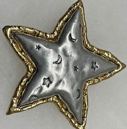 Brooch Pin Vintage Star shape silver gold color 2… - image 1