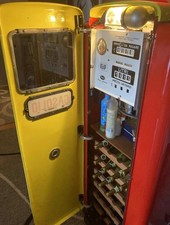 Cantina Portavini Su Base Distributore Di benzina ORIGINALE Agip Degli anni 60