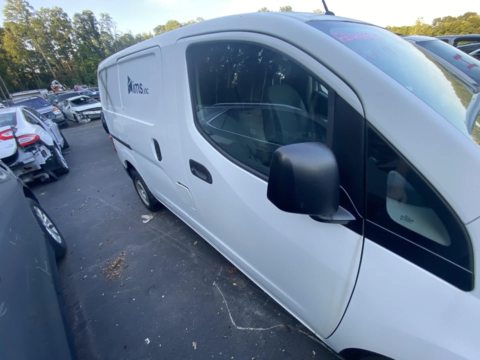 Used Front Right Door Assembly Front fits: 2015 Nissan Nv200 Cargo van electric Foto 3 de 4