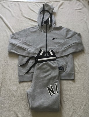 nike air nsw tracksuit