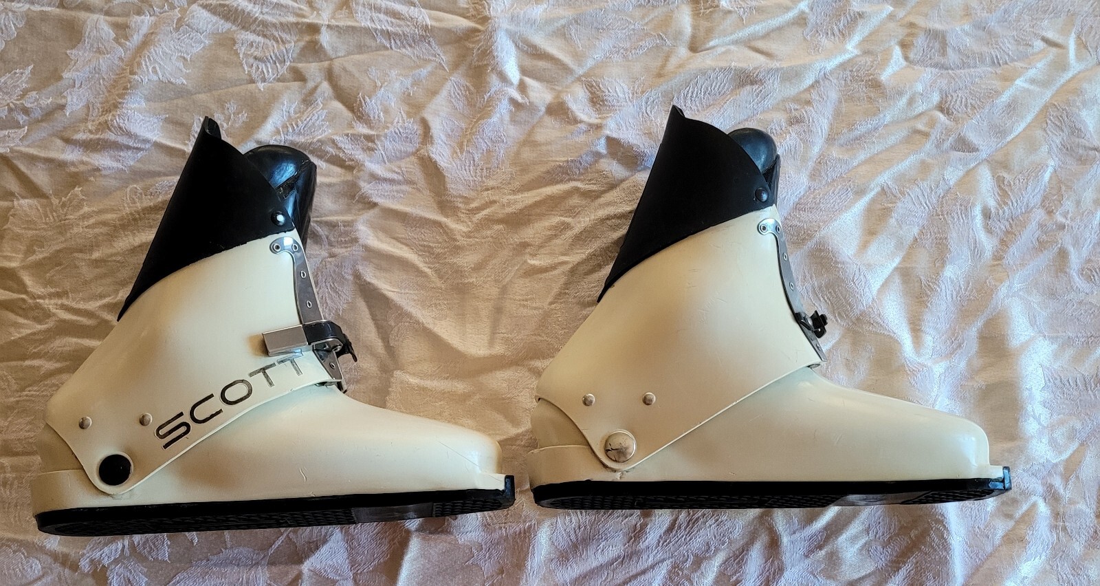 SALOMON Stivali da sci bianchi vintage Scott Superlight anni '70 taglia 6 MED