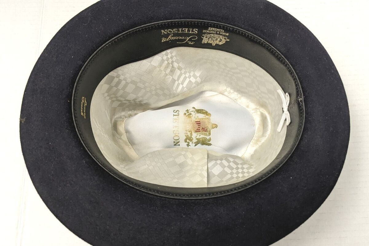 Vintage STETSON The Sovereign Luxuro Finish Hat Black Felt Vintage STETSON The Sovereign Luxuro Finish Hat Black Felt