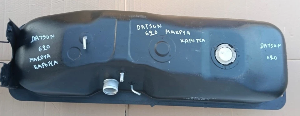 NISSAN DATSUN 620 P/U MODO UTE 1976 78 TANQUE DE COMBUSTIBLE PLATÓN LARGO J15 USADO  Foto 3 de 4