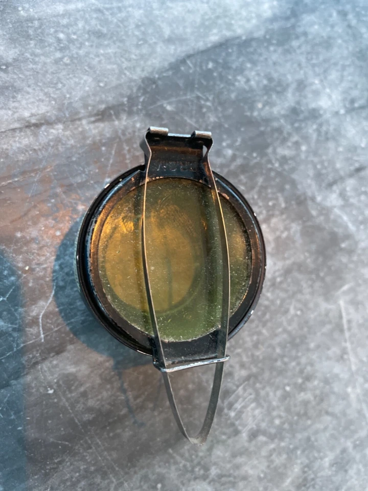 • Latch-On A42 Filter Set for 39mm Threaded LEICA Lenses DRGM - Image 2 of 4