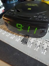 Sony Dream Machine FM/AM Radio CD Player Dual Alarm Clock ICF-CD815 TESTED WORKS