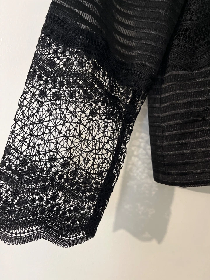 Maje blouse en dentelle noire , taille 2 - Photo 2/4