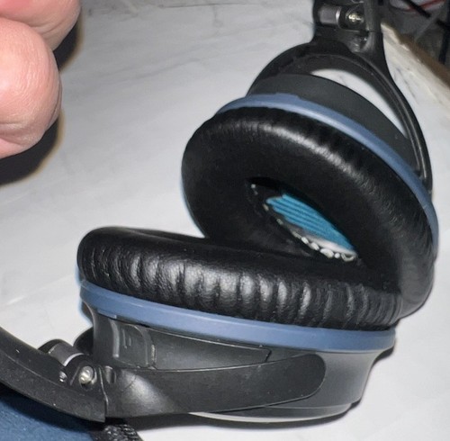 Bose QuietComfort Wireless Noise Cancelling Over-the-Ear Kopfhörer getestet neuwertig - Bild 4 von 6