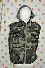 ROTHCO Ranger CAMOUFLAGE Men`s M Medium hooded Hunting Hiking VEST EUC