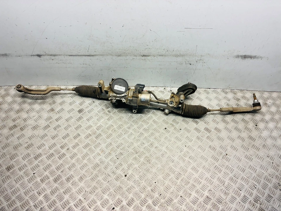 MERCEDES-BENZ GLA 220D BARRA DE DIRECCIÓN 2021 H247 AMG-LINE 6820000350 Foto 3 de 4