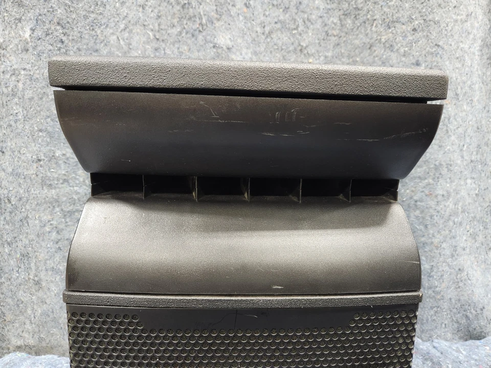 PAIR JBL VRX932LAP 12" 2-Way 1750W Powered Active Line Array Loudspeaker System - Image 3 of 4