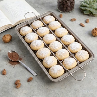 18Pre-slice Grid Baking Pan for Brownies Stick-repellent Baking Pan with Divider