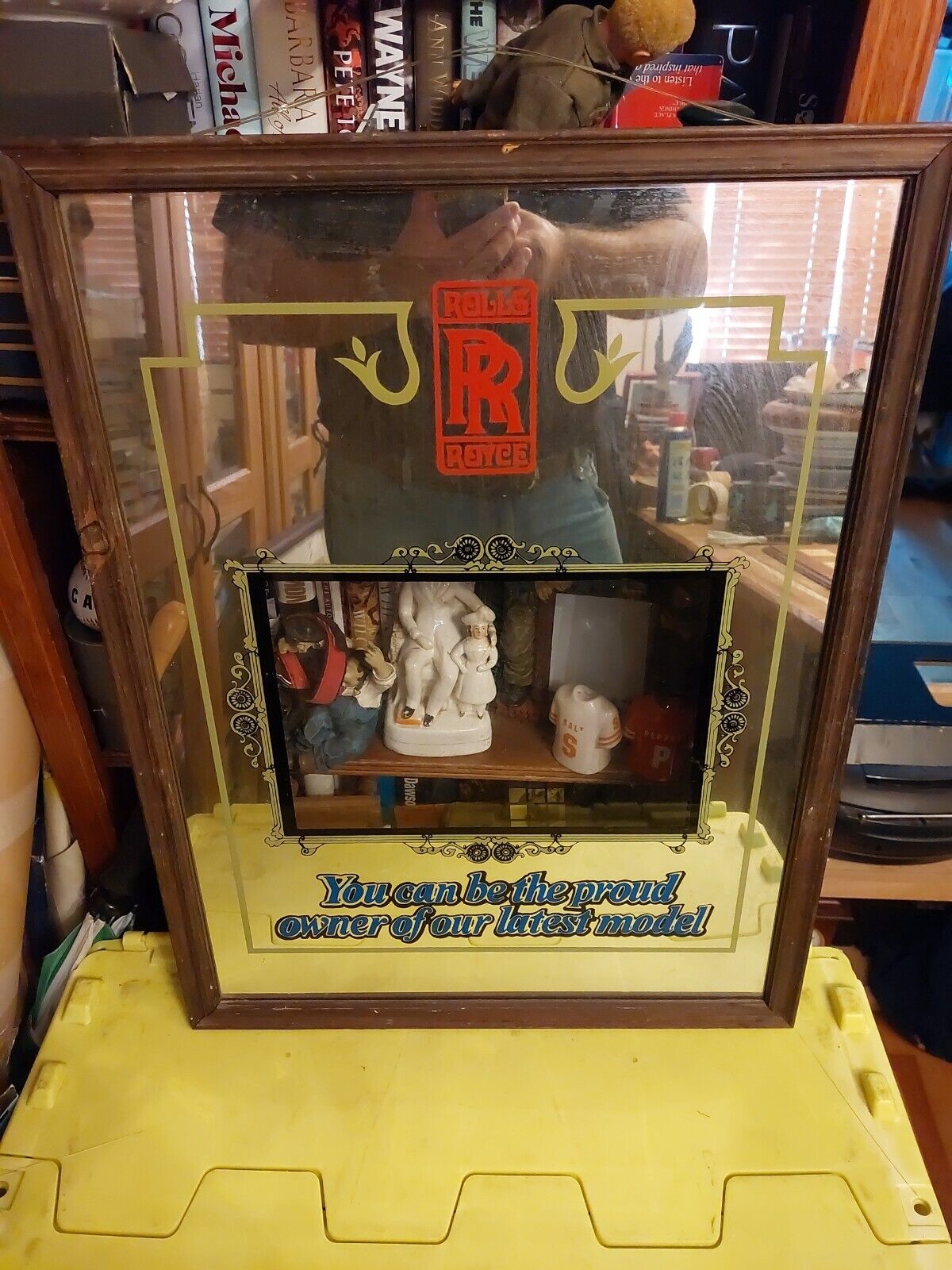 Picture 1 of 8