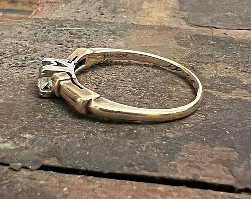 Vintage 14-18K Yellow Gold Diamond Ring Size 7 - Picture 7 of 8