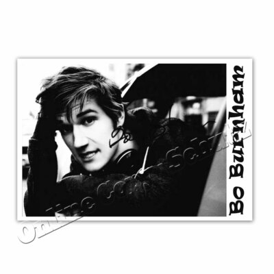 Bo Burnham +++ Autogrammfotokarte ³