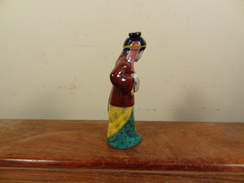 Old Porcelain Snuff Bottle - Lady - Picture 4 of 5