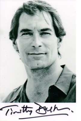 TIMOTHY DALTON 007 JAMES BOND AUTHENTISCHES AUTOGRAMM ALS JAMES BOND SELTENER BOND-SCHUSS