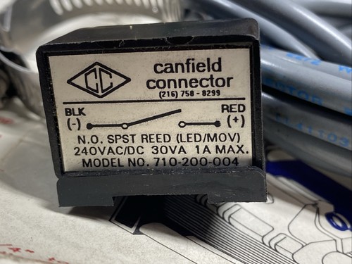 NEW CANFIELD CONNECTOR REED SWITCH 1NO 710-200-004 Fast Shipping - Picture 2 of 5