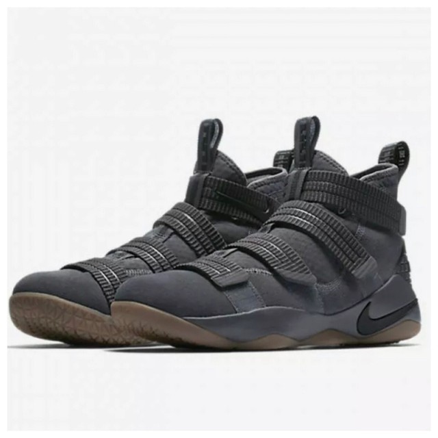 lebron soldier mens