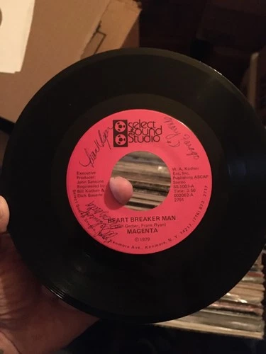 Magenta - Heart Breaker Man / Running Back To You - Funk / Modern Soul Breaks 45