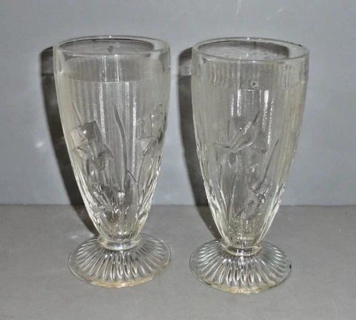 Set of 2 Jeanette Iris & Herringbone footed tumblers 12 oz. - 6 1/2"