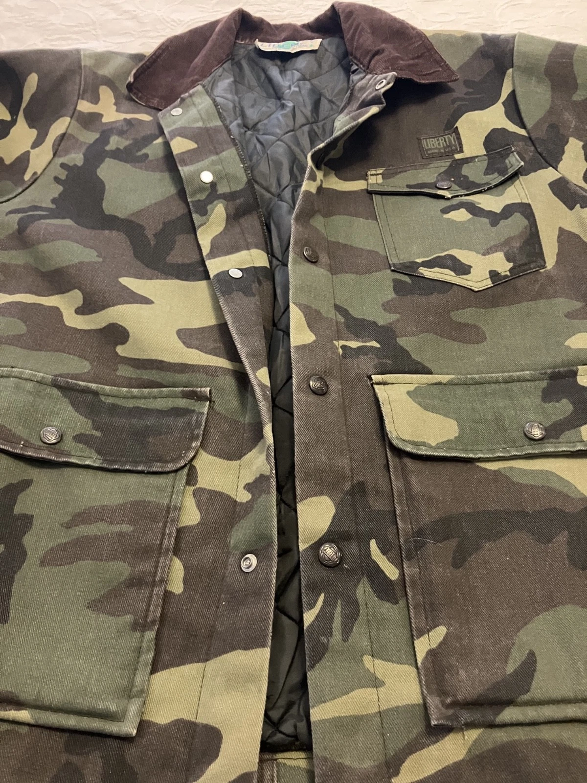 Vintage Men's Liberty Woodland Camo Hunting  Coat L 42-44 Quilted Made in USA image 2