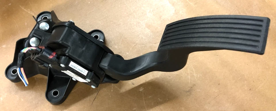 Hyundai Sonata 2007 acelerador de pedal de gasolina 2006-2008 Foto 4 de 4