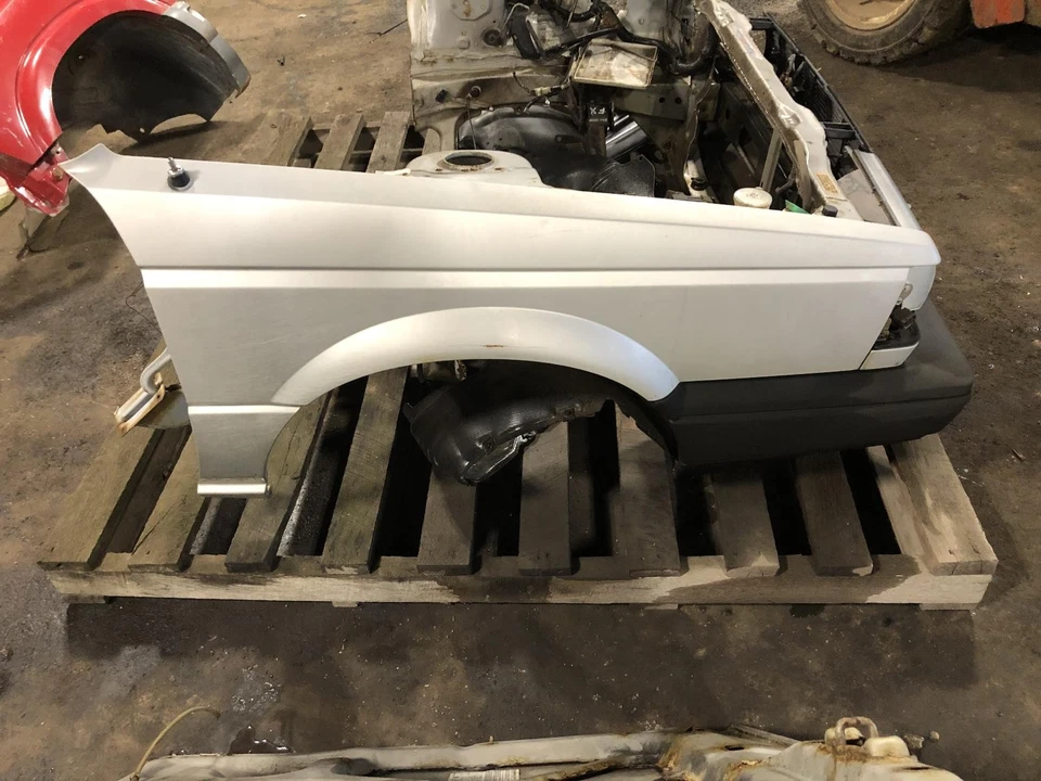 Used Left Door Mirror fits: 1988 Nissan Sentra Manual Sdn 2 Dr exc. XE Left Grad - Image 3 of 4