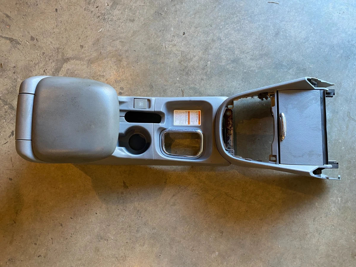 2003-2005 Suzuki XL7 Grand Vitara Center Floor Console Gray 03 04