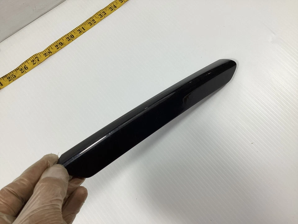 2010-2016 Mercedes-Benz E350 E550 Right Side Center Console Trim Strip OEM . - Image 3 of 4