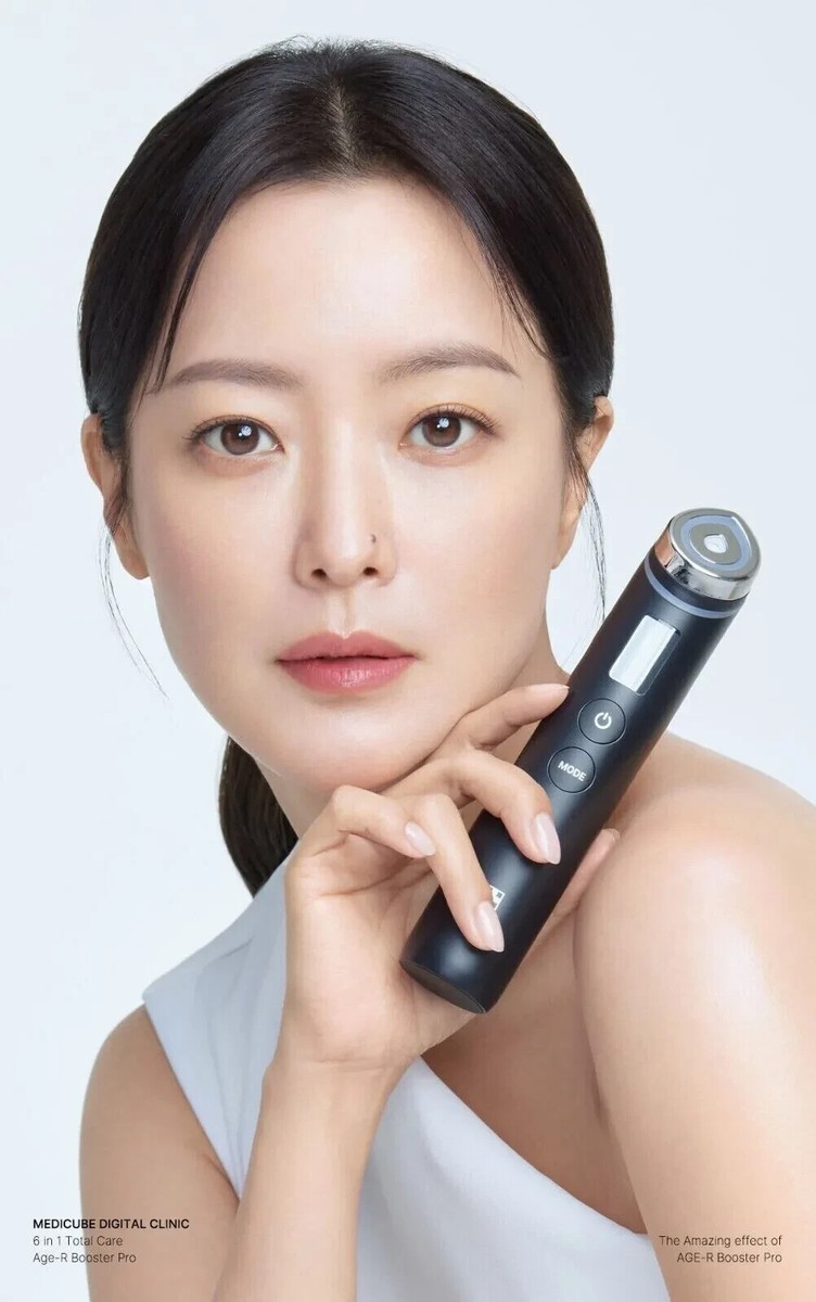 Medicube AGE-R Booster Pro Home Skin Care Device / Authentic