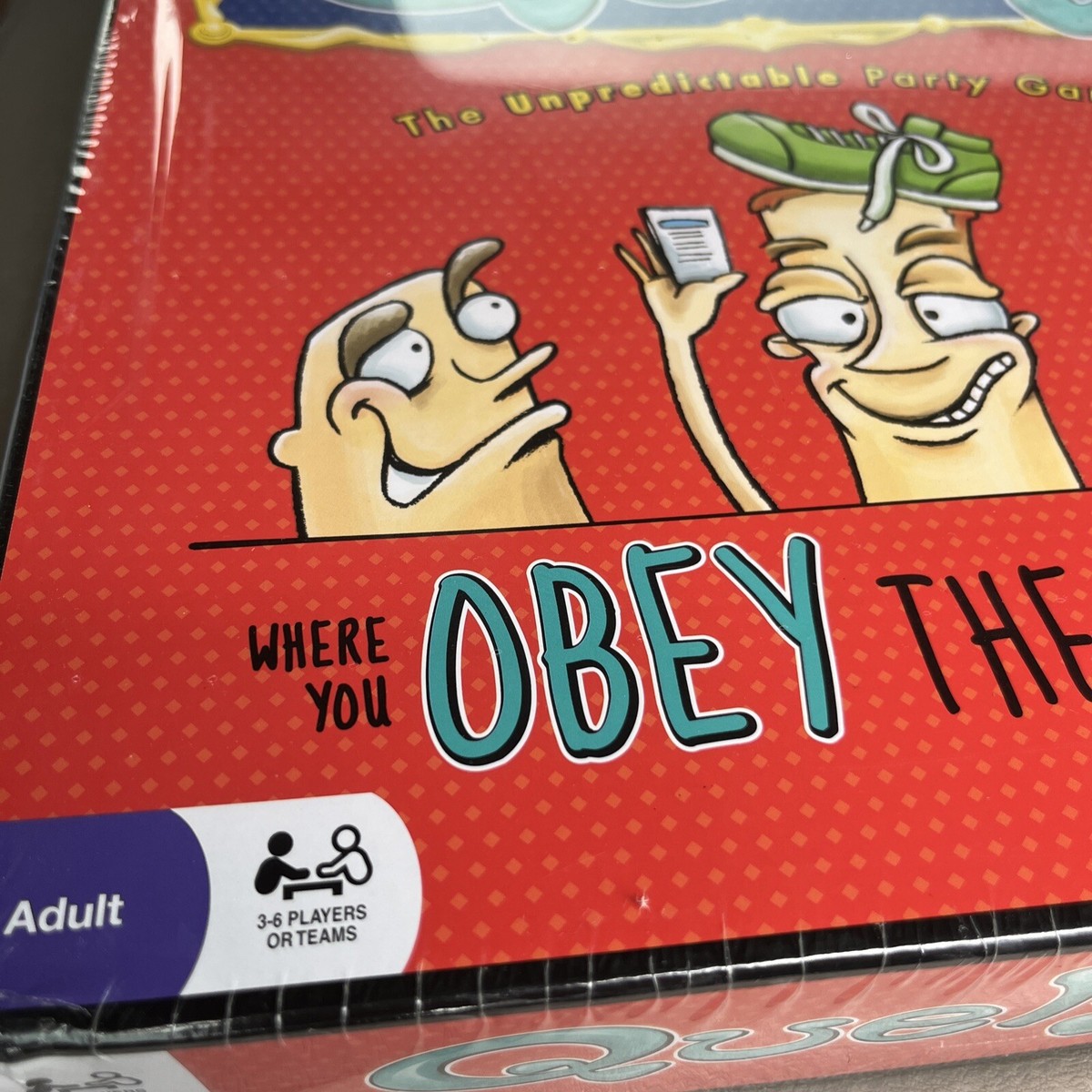 Quelf　ボードゲーム　新品未使用 Quelf Board Game The Unpredictable Fun Party Game by Spin