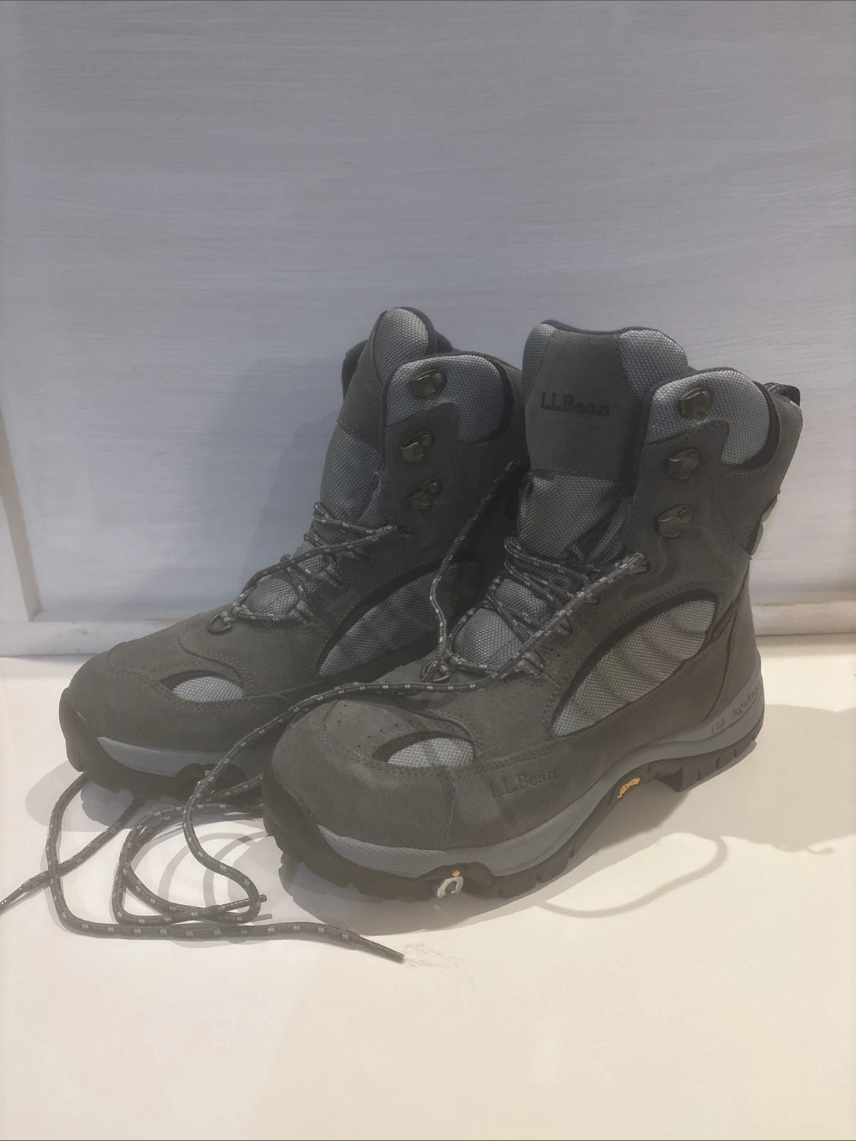 L.L. Bean Men’s Size 10 Primaloft 200 Gram Insulation TSL System Winter Boots