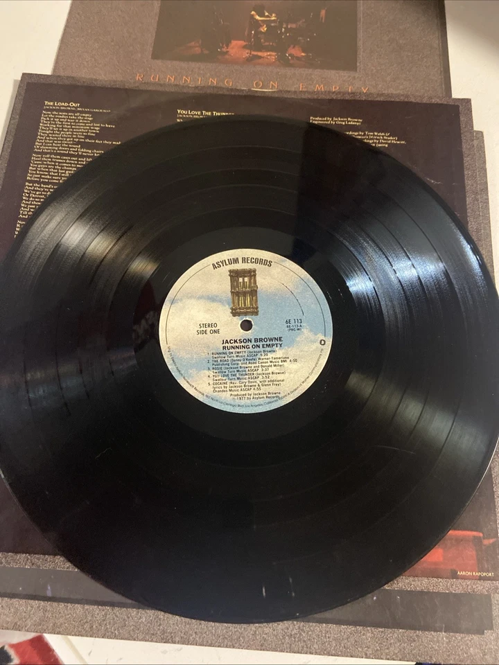 JACKSON BROWNE - Running On Empty (1977) - 12" Vinyl Record LP - With Booklet Foto 2 de 4