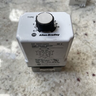 ALLEN-BRADLEY 700-HT12AZ24 TIME DELAY 24V RELAY 120VAC/DC INPUT 8 PIN 0.1-12SEC