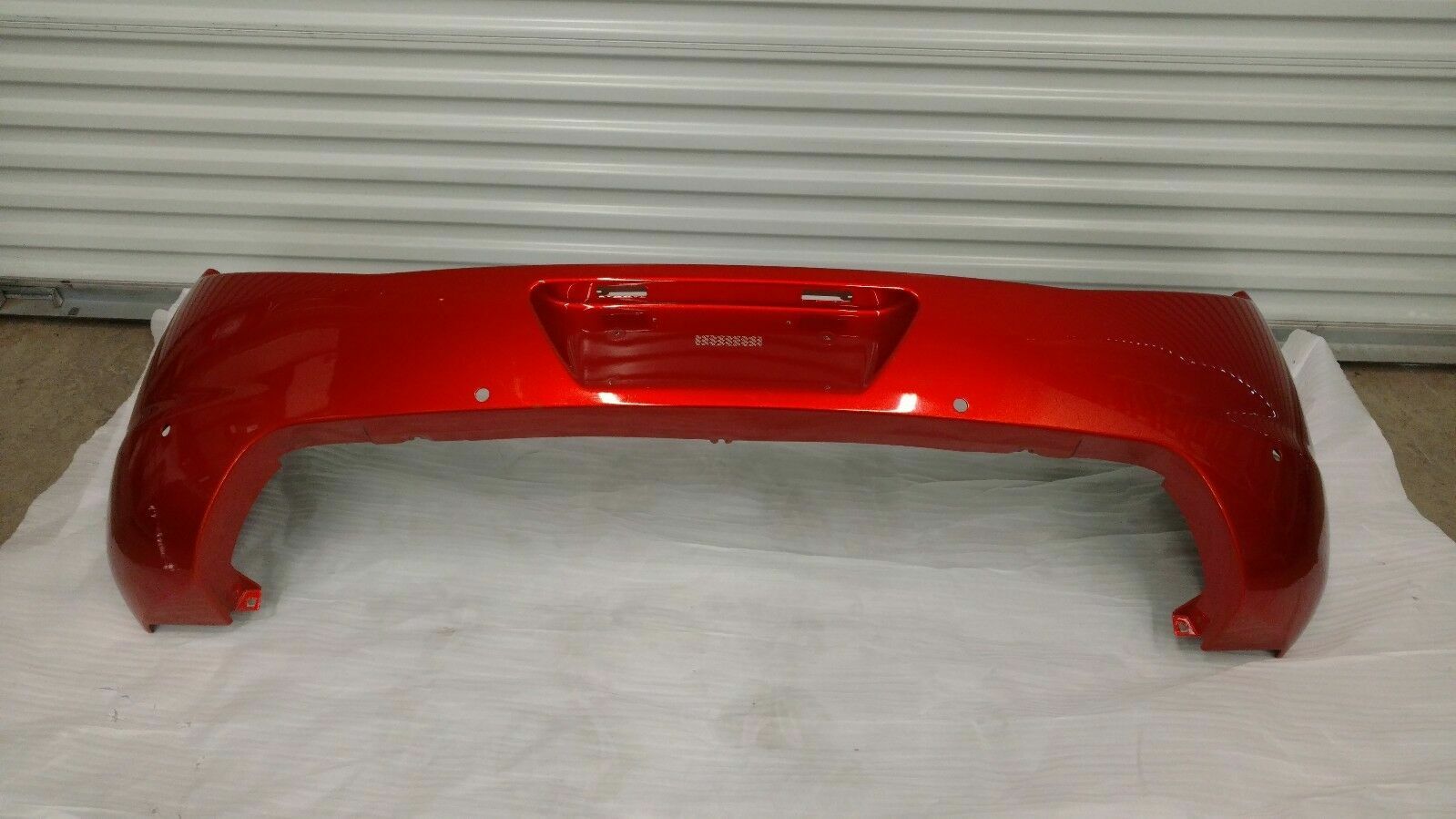 MCLAREN MP4-12C REAR BUMPER ASSEMBLY OEM 11A4701CP 11A4699CP