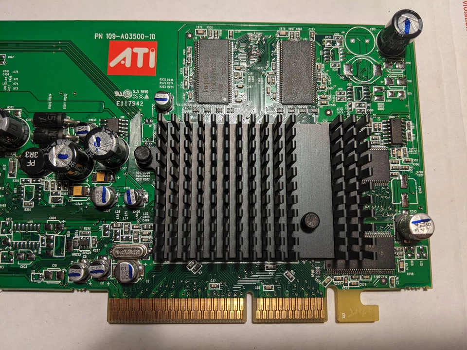 ATI Radeon 9550XL 256MB AGP Graphics Card (109-A03500-10) - Image 3 of 4