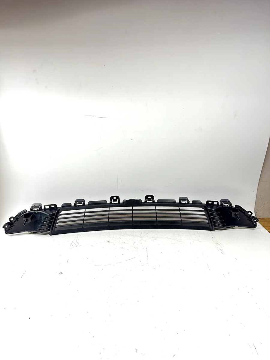 2020 2021 2022 TESLA MODEL Y FRONT LOWER GRILLE GRILL 1493759-00-A