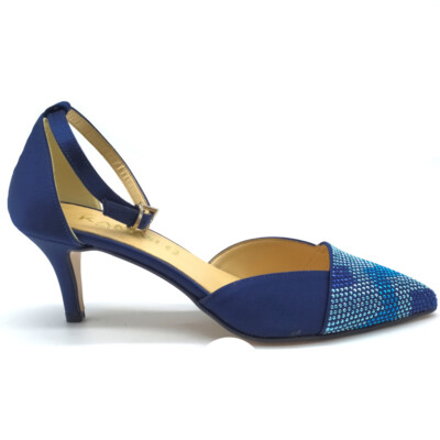 scarpa da donna Kammi in raso e strass con cinturino elegante blu