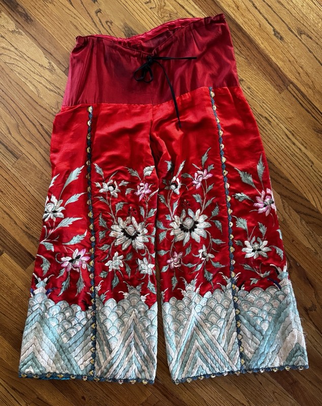 Vintage Asian Embroidered Pants  1930s Wide Leg Pant Red Silk Sz Medium Large