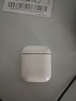 Apple AirPods 4th Gen with Charging Case A3053 A3050 A3058 MXP63LL