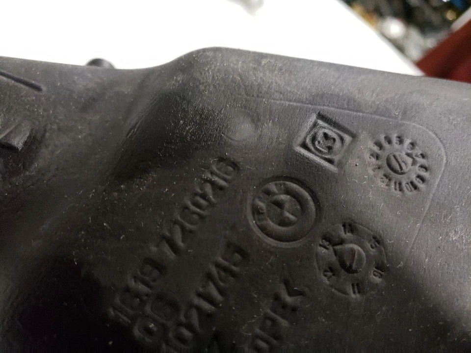 Tanque DEF líquido de escape diésel activo - BMW 328D N47N F30 2014 automático - 14-18 OEM Foto 3 de 4