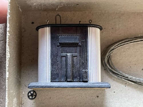 KIT UNION PACIFIC RED 50 ft FLAT CAR VINTAGE HO METAL VARNEY w/ TRANSFORMER LOAD - Picture 10 of 14