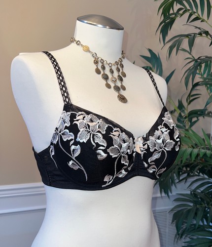 Cacique, White Embroidered Floral Accent on Black Demi Cup Underwire Bra Sz 40C - Picture 6 of 19