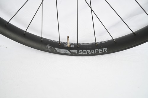 WTB Scraper i45 27.5" 650b Plus Bike Front Wheel Chris King Hub Red 15x100 - Picture 7 of 8